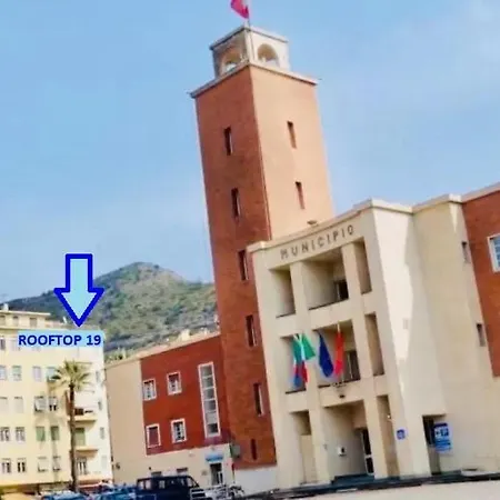 公寓 Roof 19 文蒂米利亚